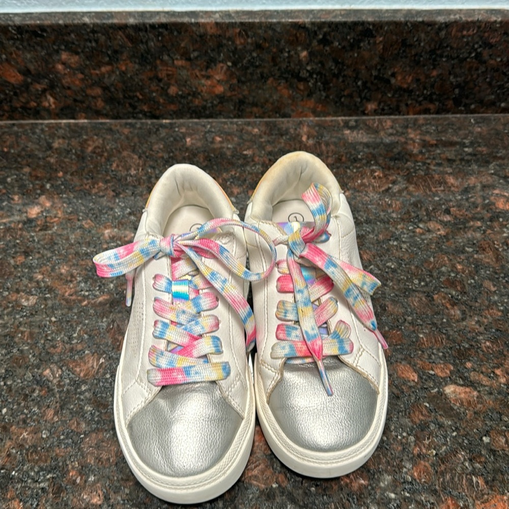 Cat & Jack girls sneakers